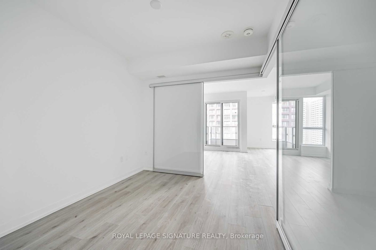 395 Bloor St E, unit 1306 for rent