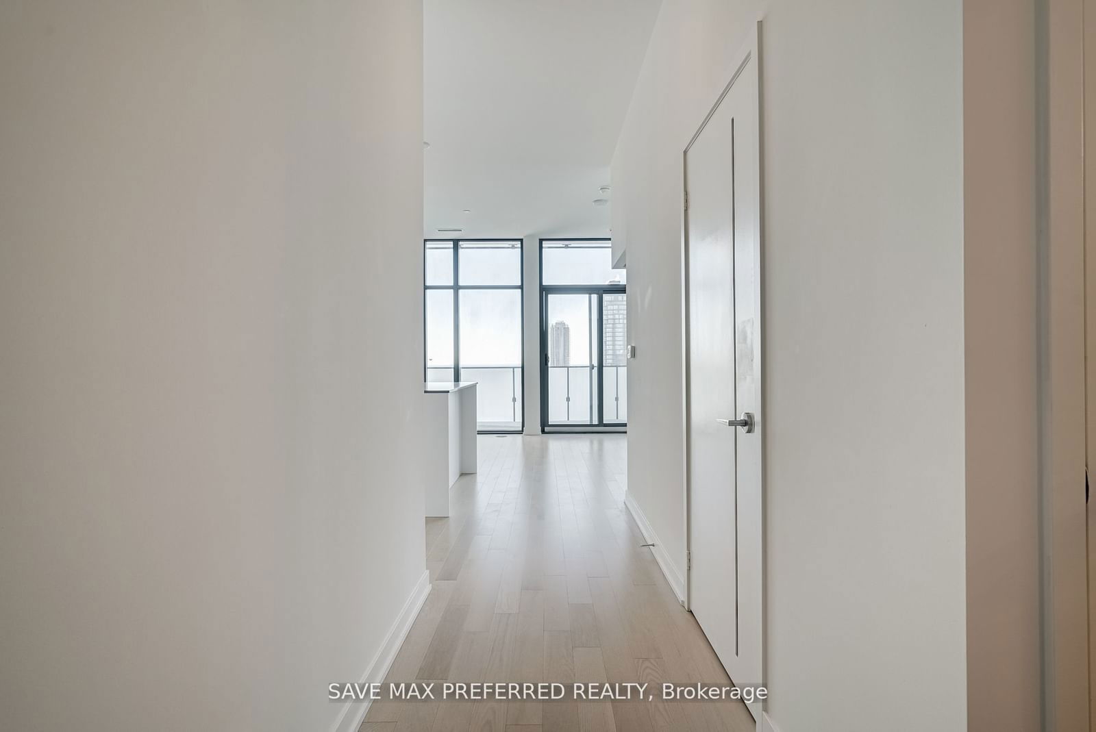 20 Lombard St, unit 4406 for rent