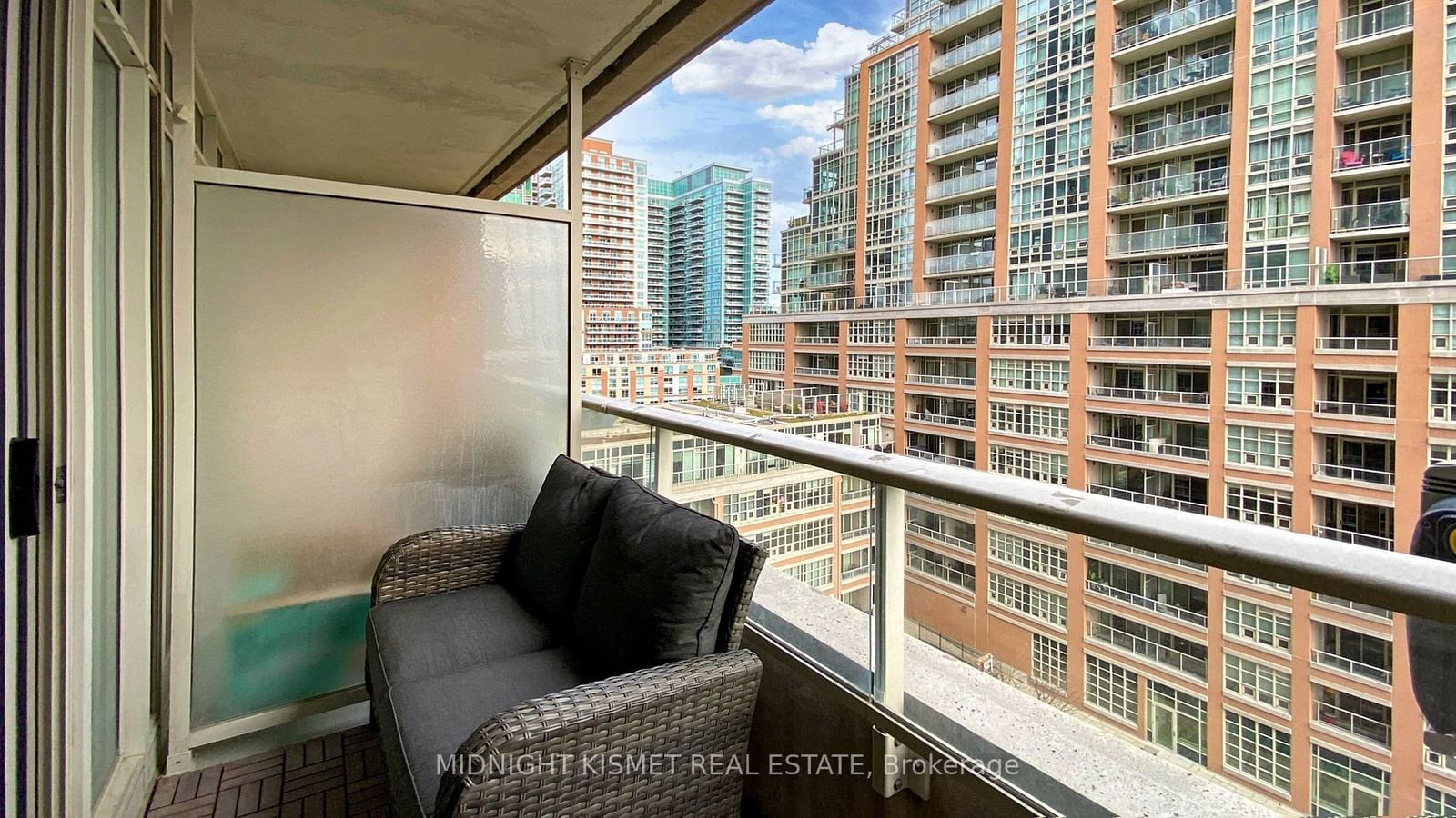 85 East Liberty St, unit 1008 for rent