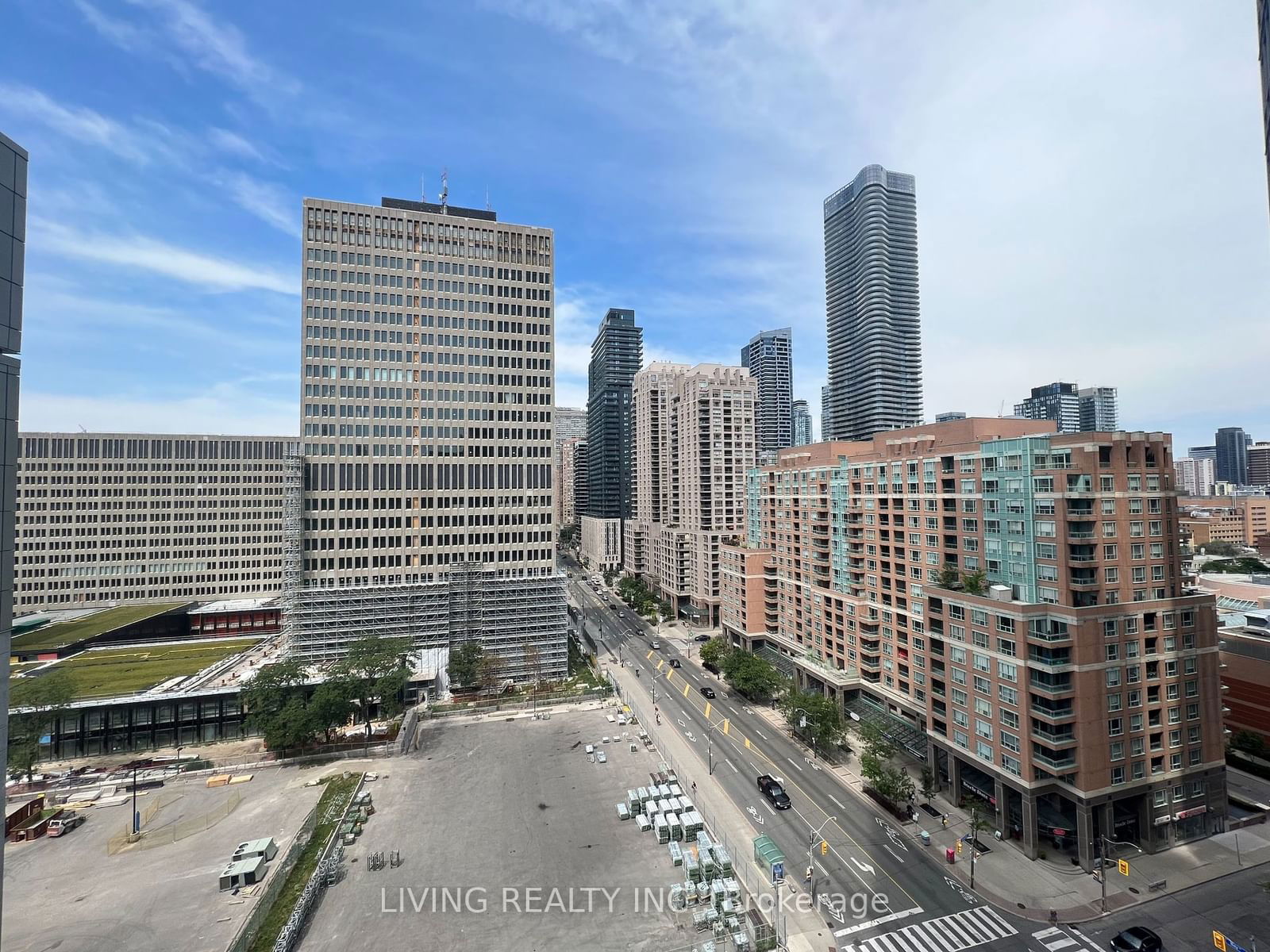 832 Bay St, unit 1303 for sale