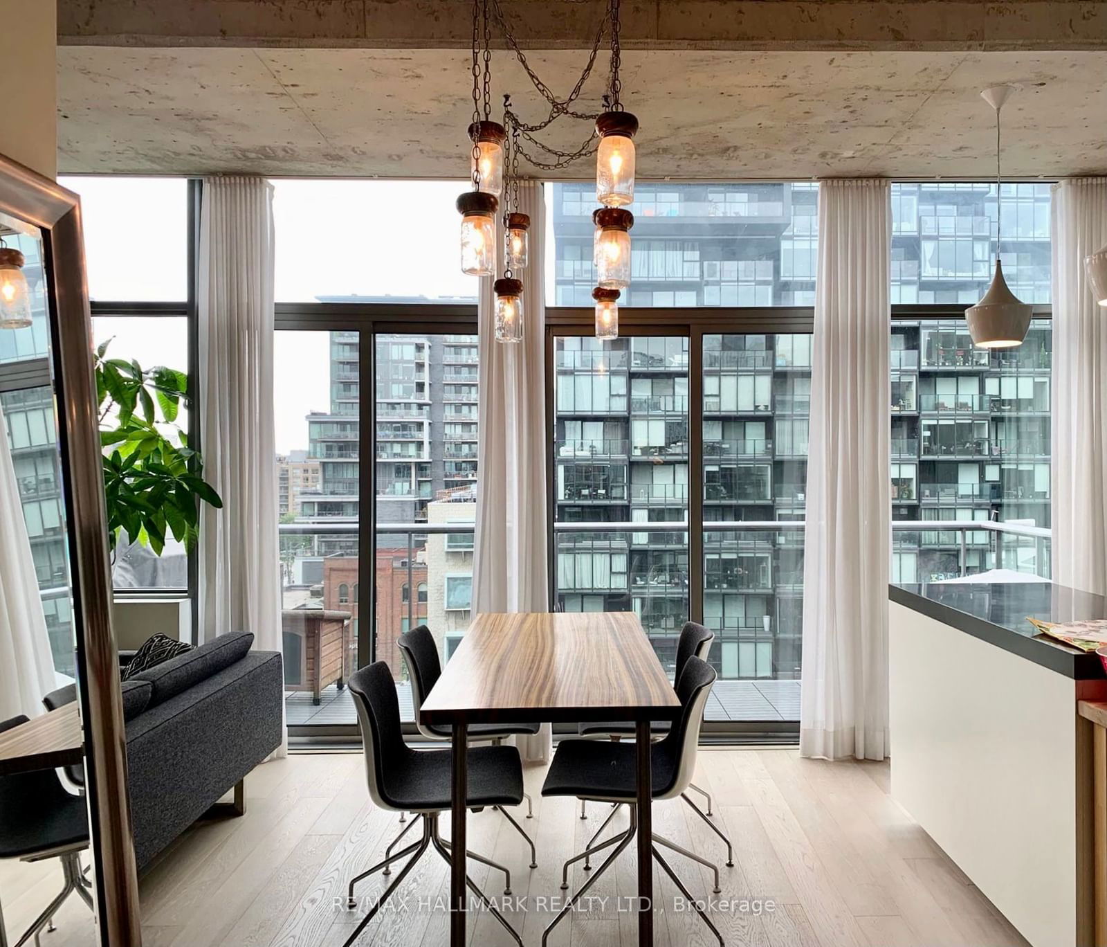 55 Stewart St, unit 1010 for rent