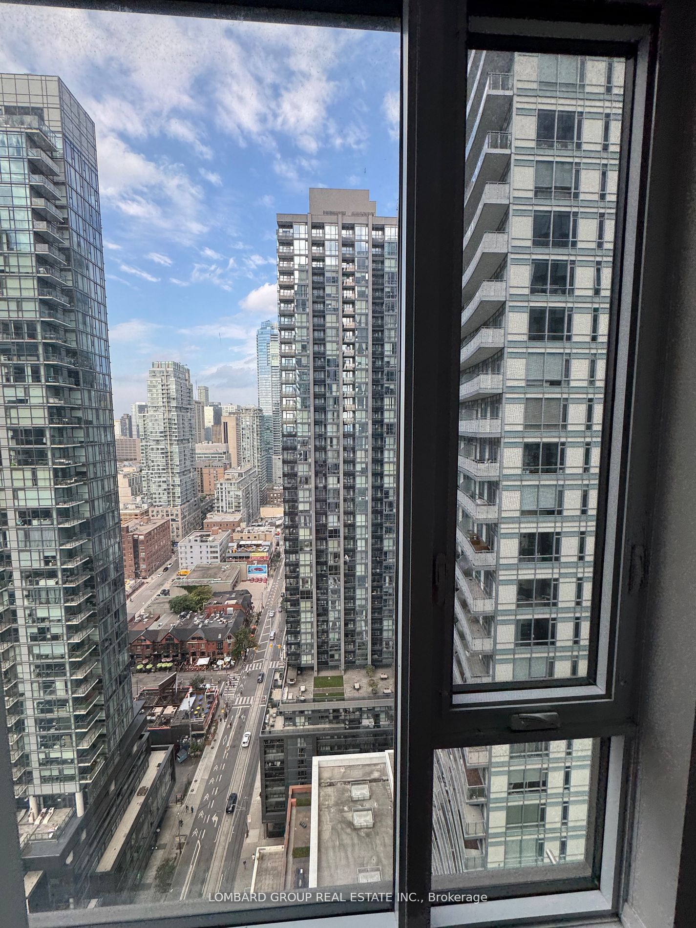 28 Widmer St, unit 3129 for sale