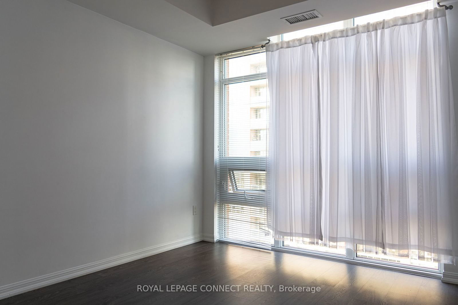 75 East Liberty St, unit 1809 for rent