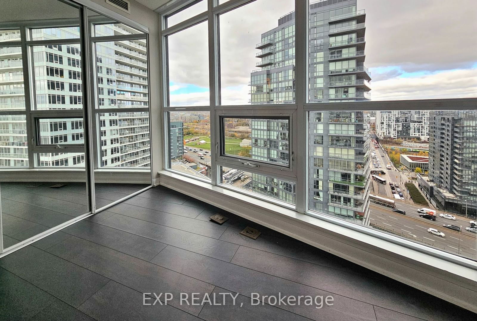 600 Fleet St, unit 2402 for rent