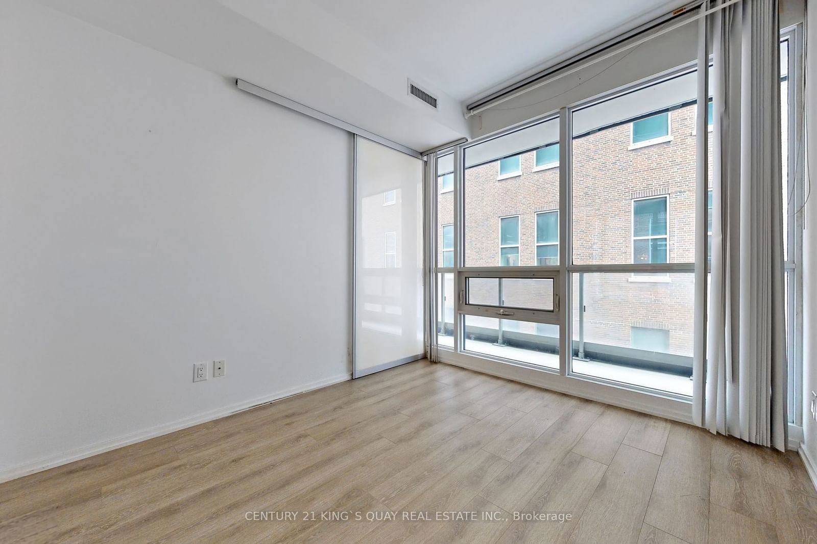 70 Temperance St, unit 1409 for rent