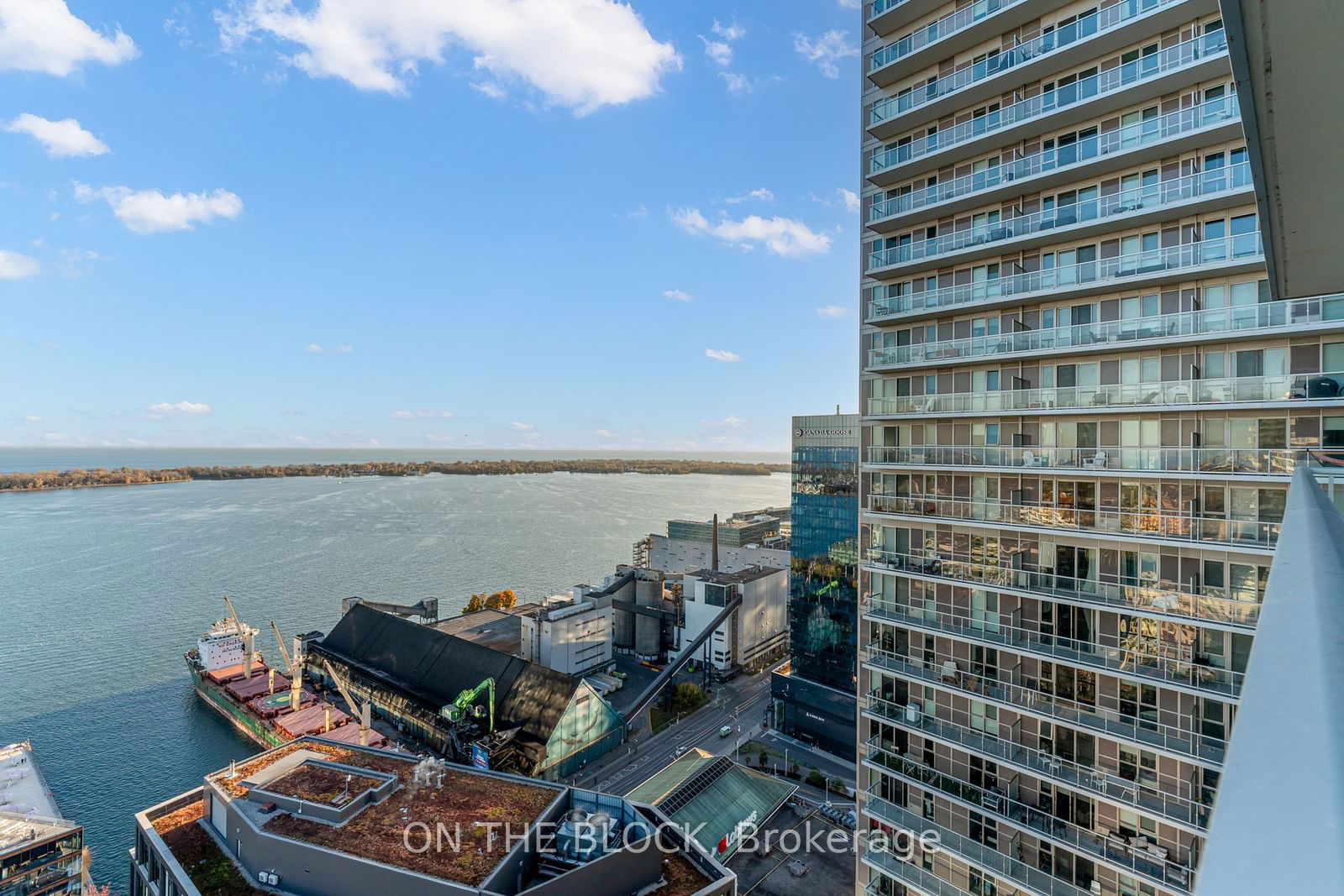 20 Richardson St, unit 3204 for sale