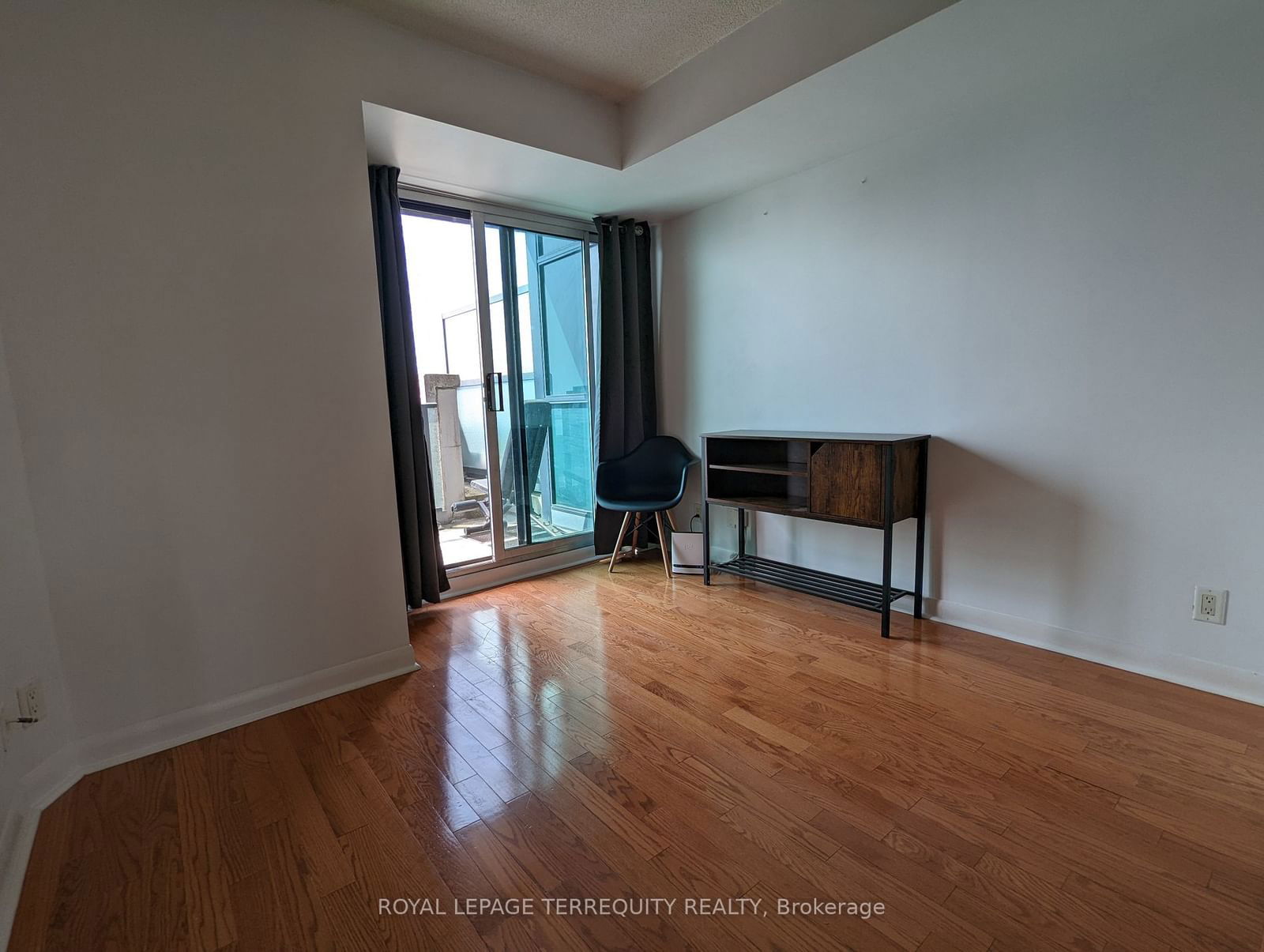 600 Fleet St, unit 1007 for rent