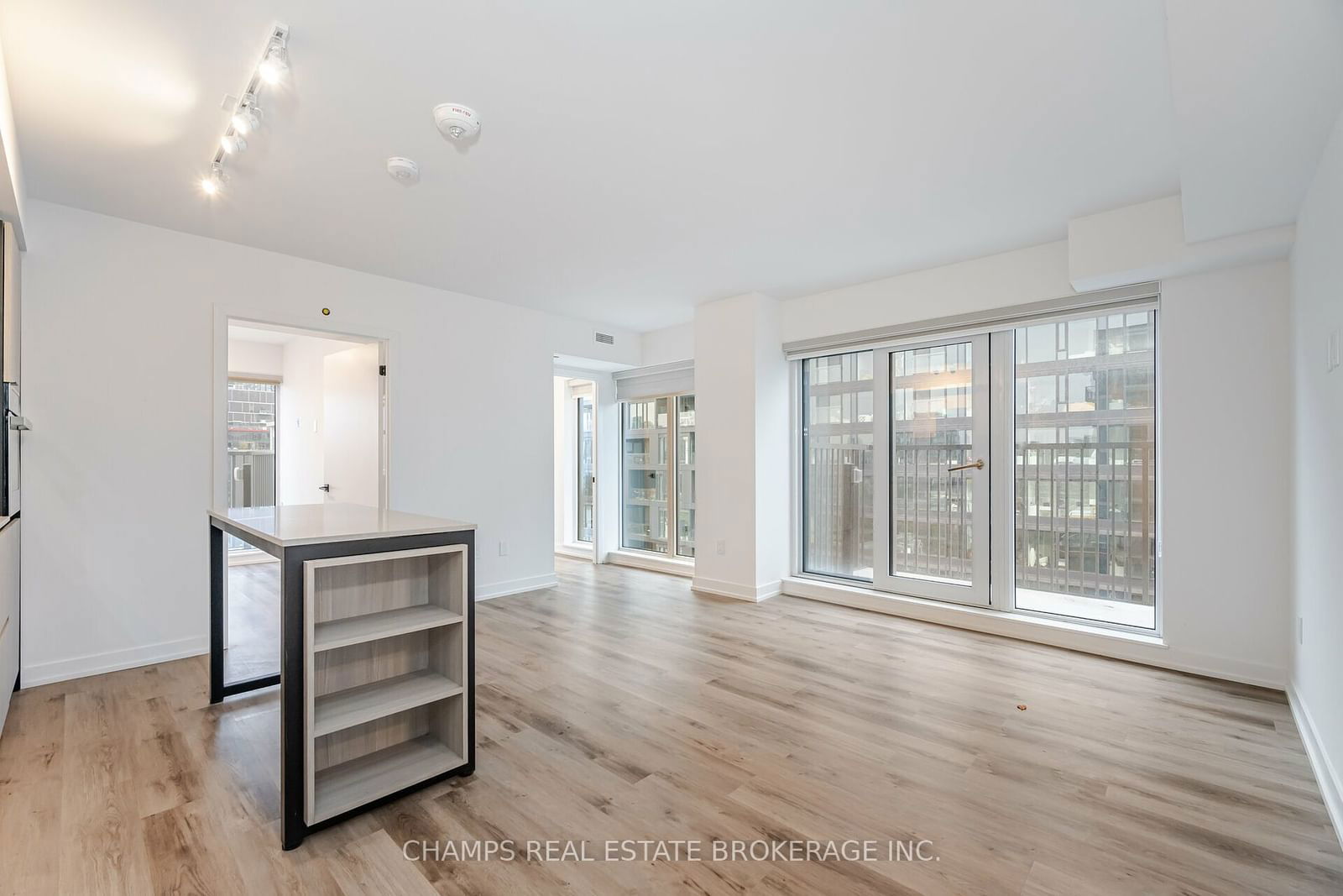 2 Augusta Ave, unit 1103 for rent