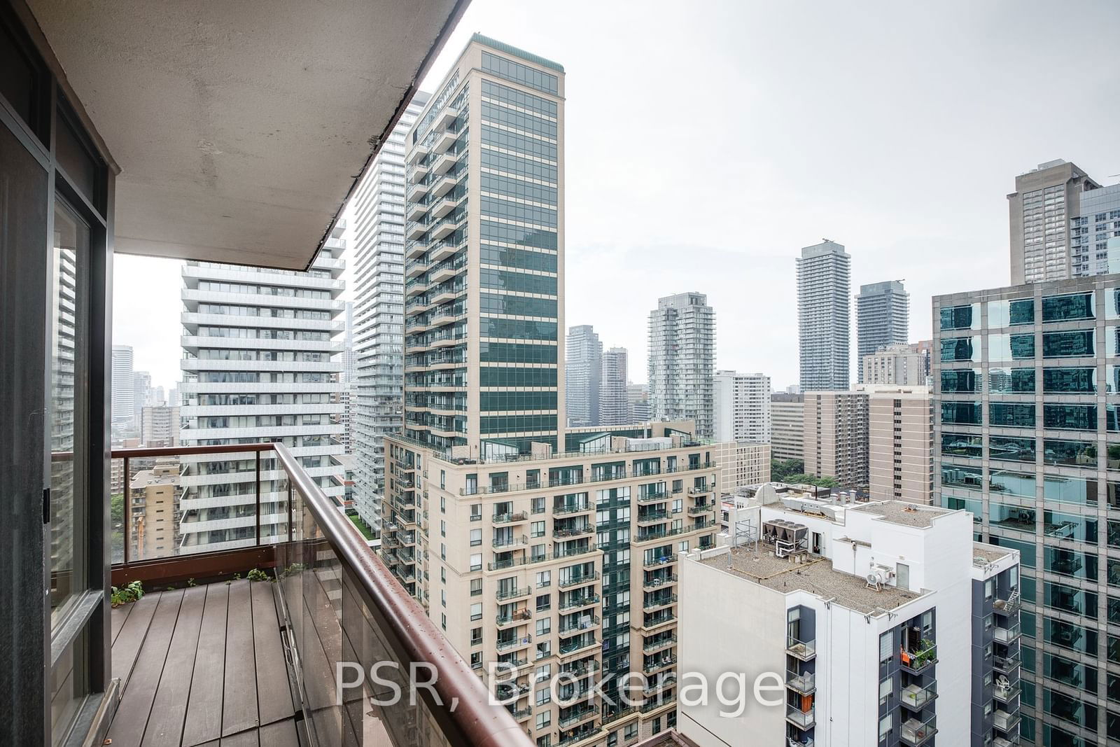 85 Bloor St E, unit 2008 for rent