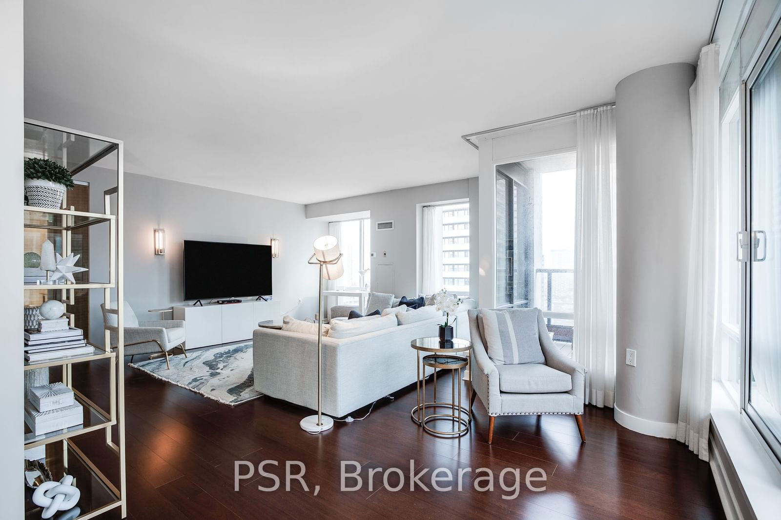 85 Bloor St E, unit 2008 for rent