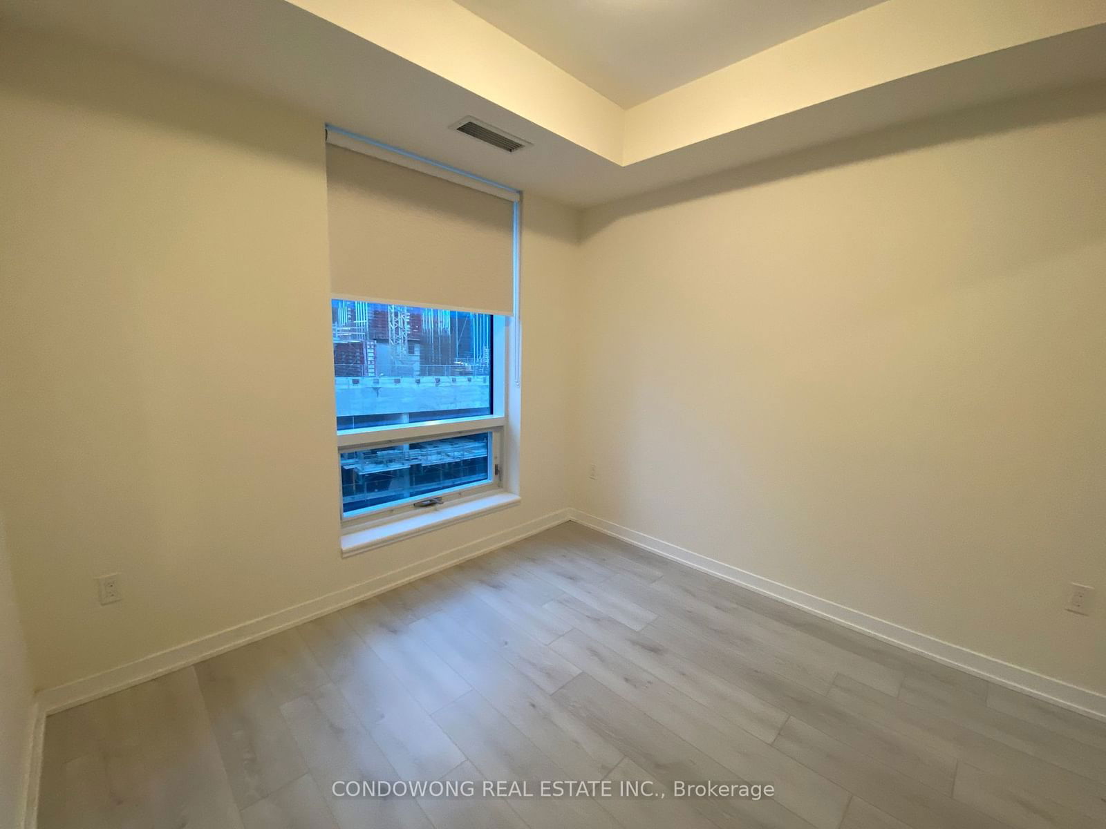 28 Freeland St, unit 1403 for rent