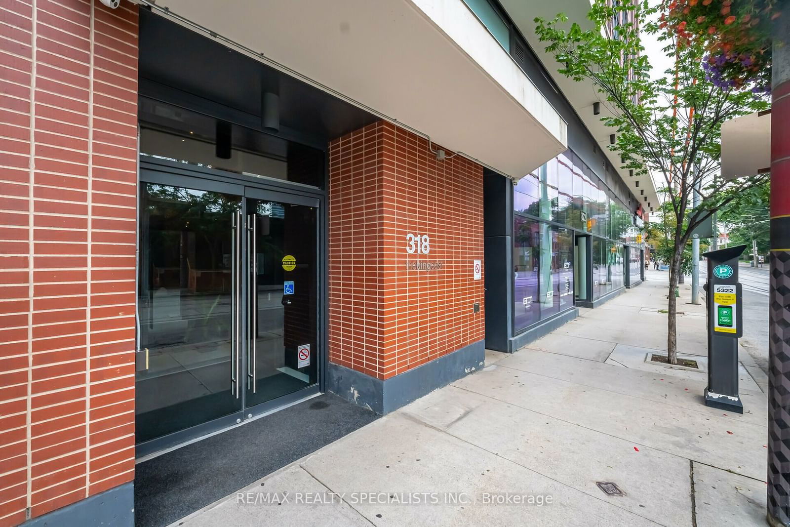 318 King St E, unit 318 for sale