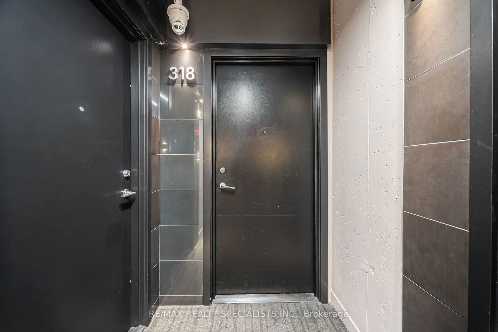 318 King St E, unit 318 for sale