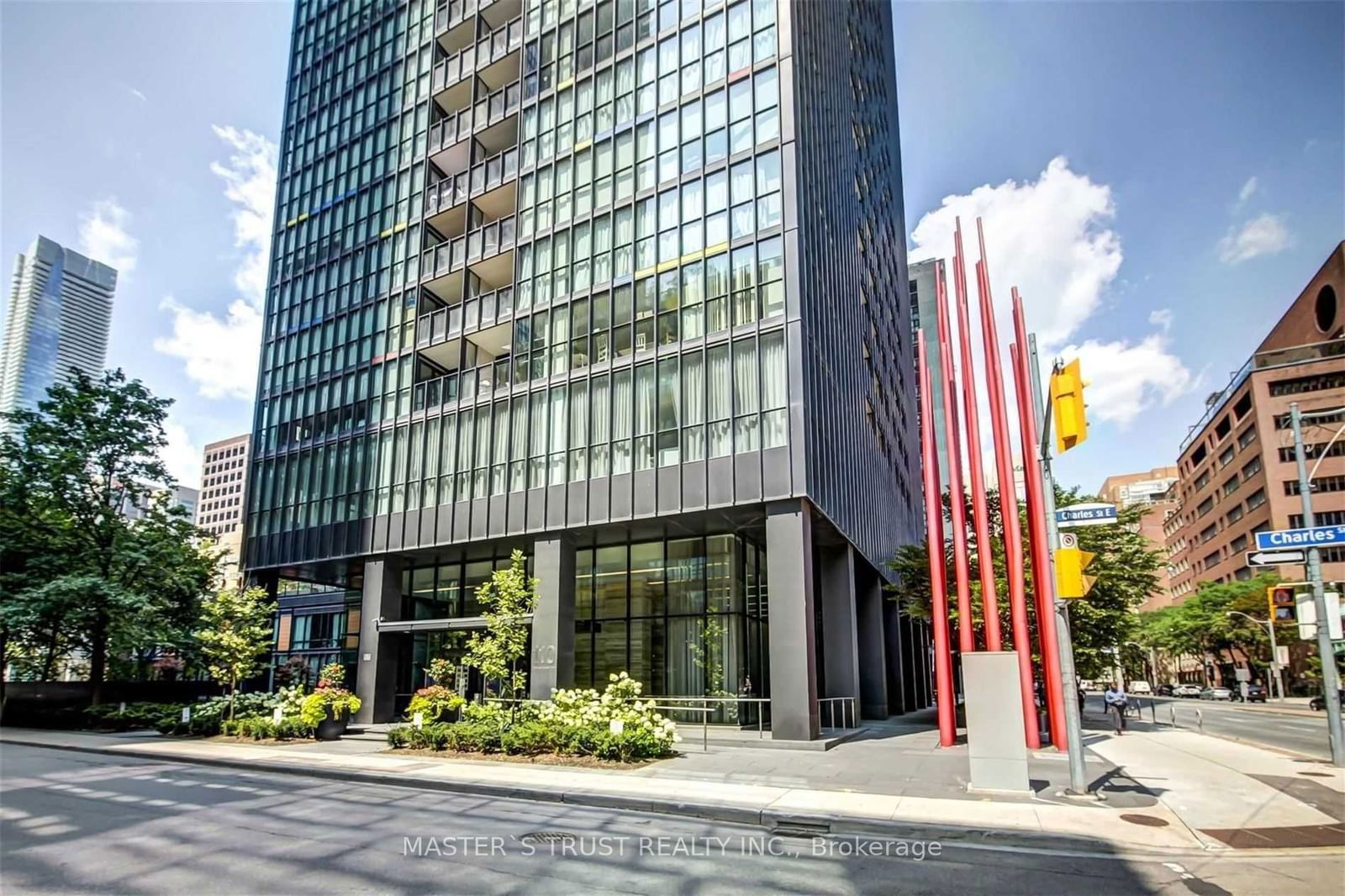 110 Charles St E, unit 2607 for sale