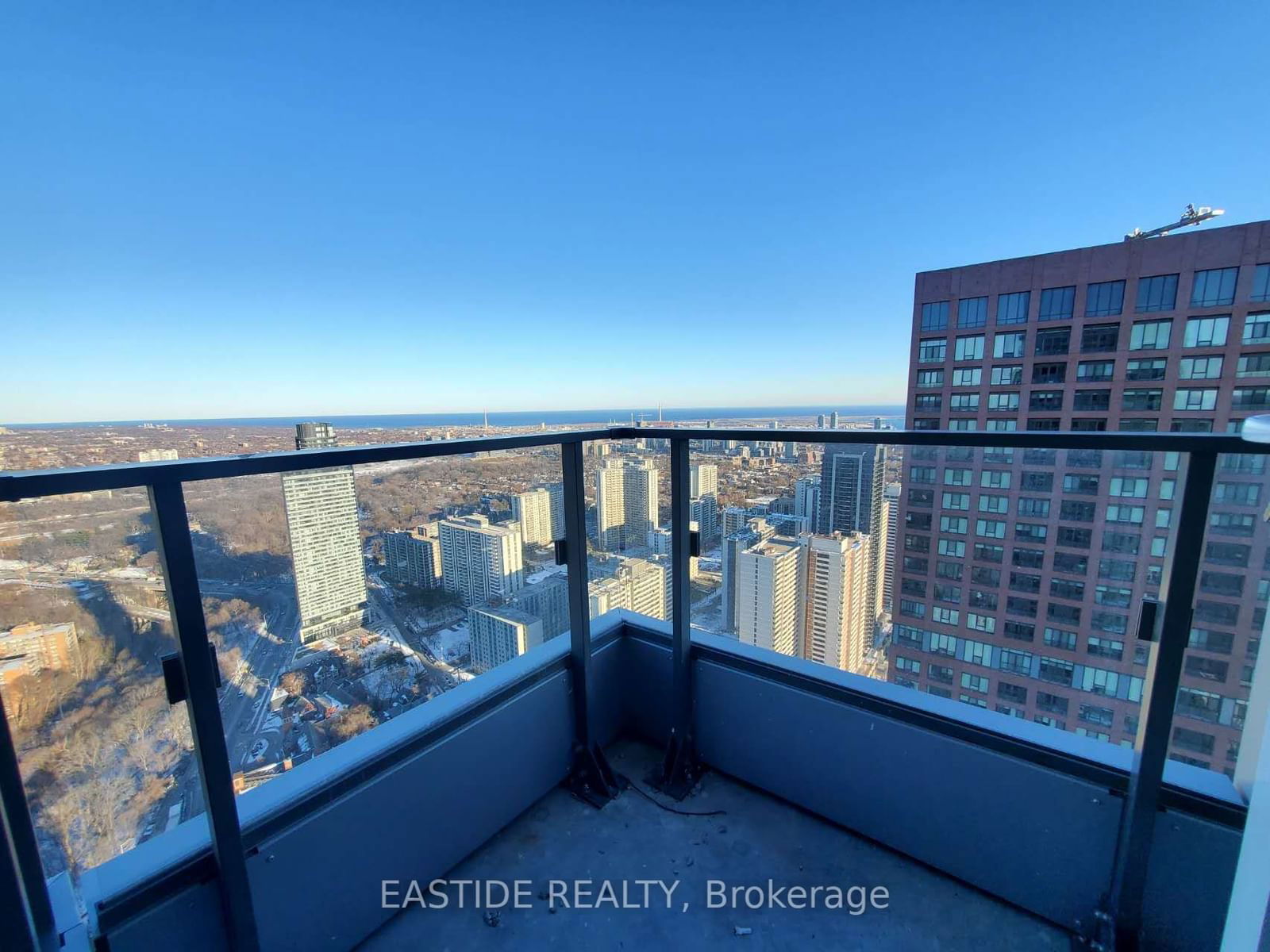 395 Bloor St E, unit 4910 for rent