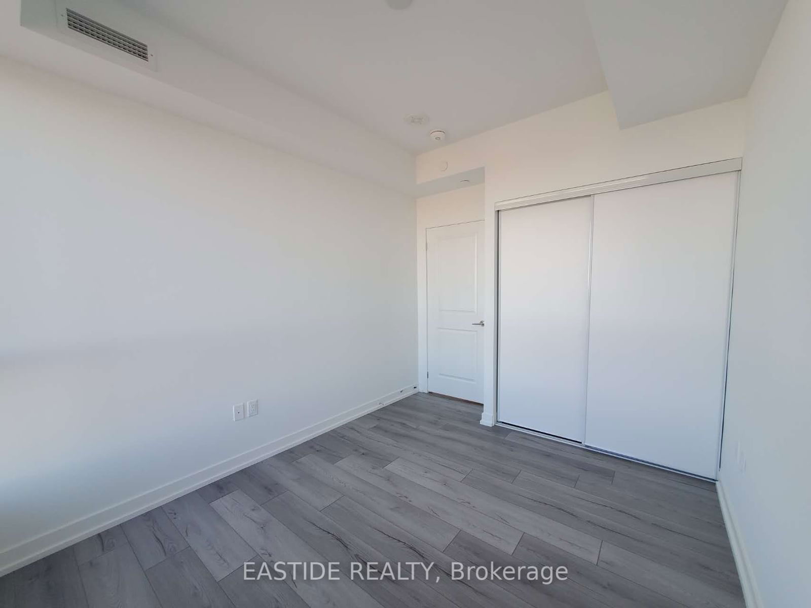 395 Bloor St E, unit 4910 for rent