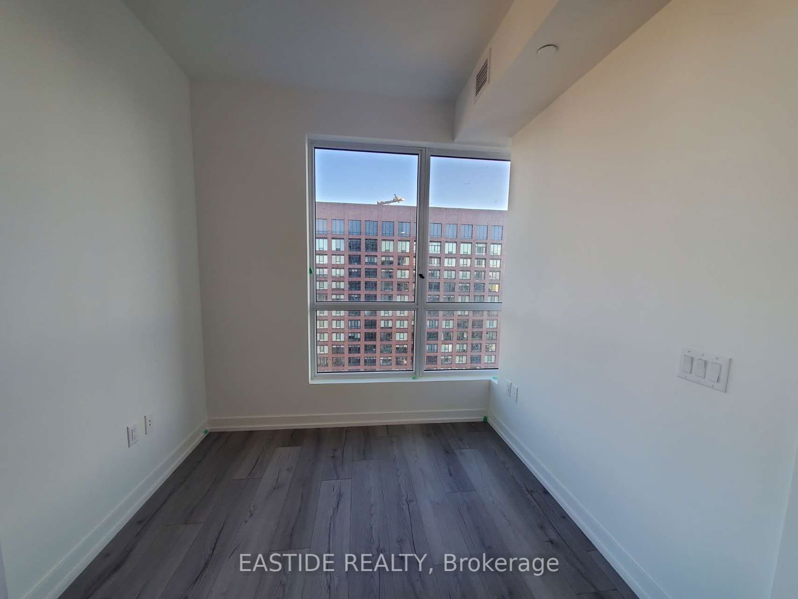 395 Bloor St E, unit 4910 for rent