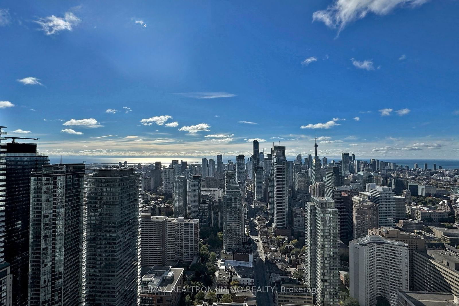 1 Bloor St E, unit 4806 for rent