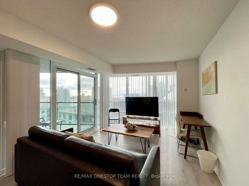 30 Grand Trunk Cres, unit 2301 for rent