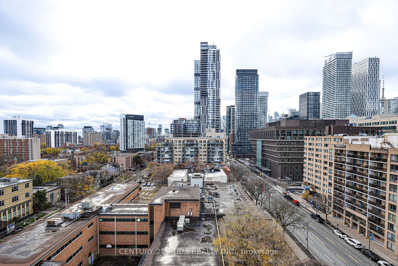 319 Jarvis St, unit 915 for sale