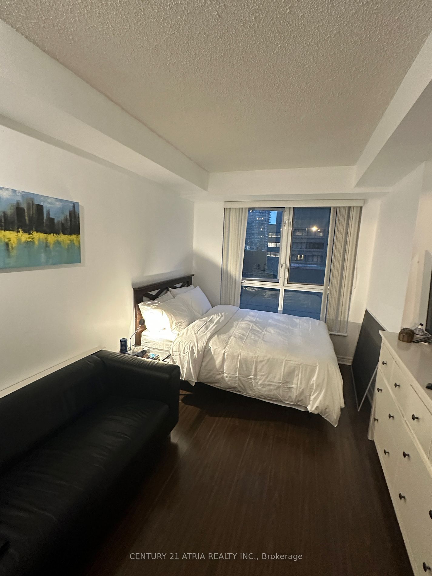 55 Bloor St E, unit 1606 for rent