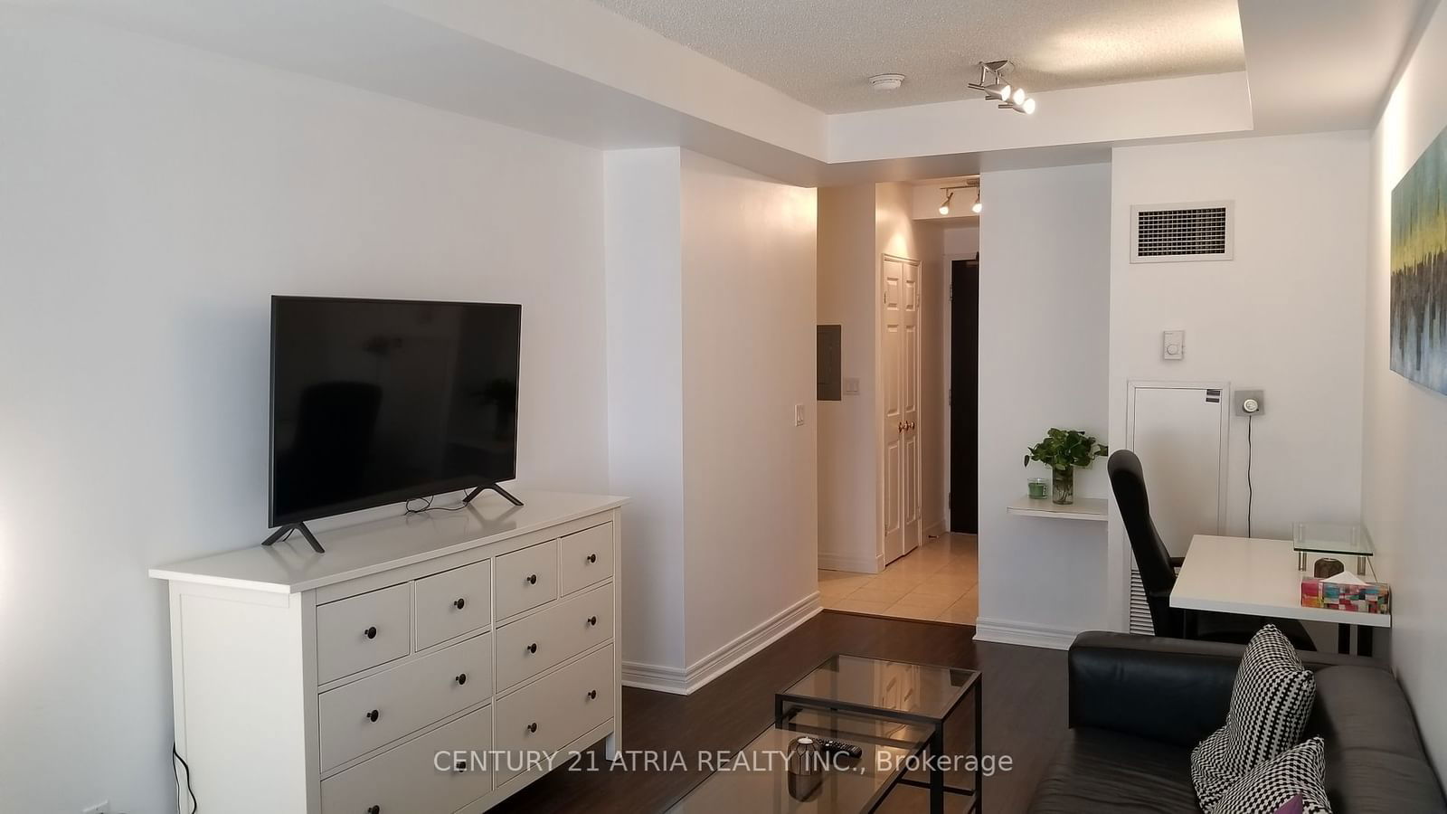 55 Bloor St E, unit 1606 for rent