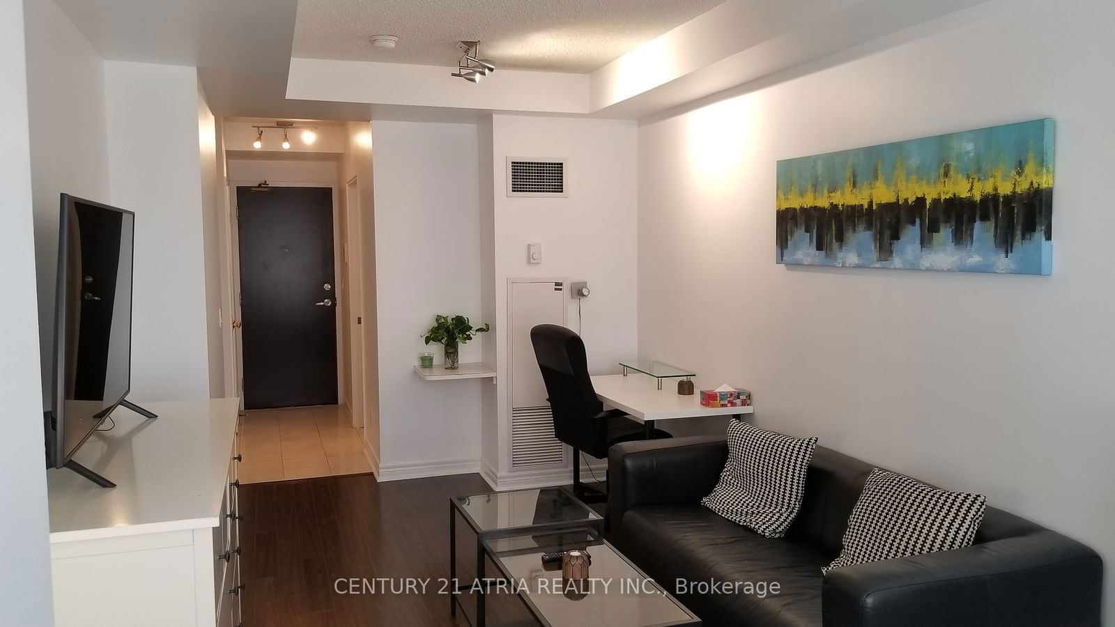 55 Bloor St E, unit 1606 for rent