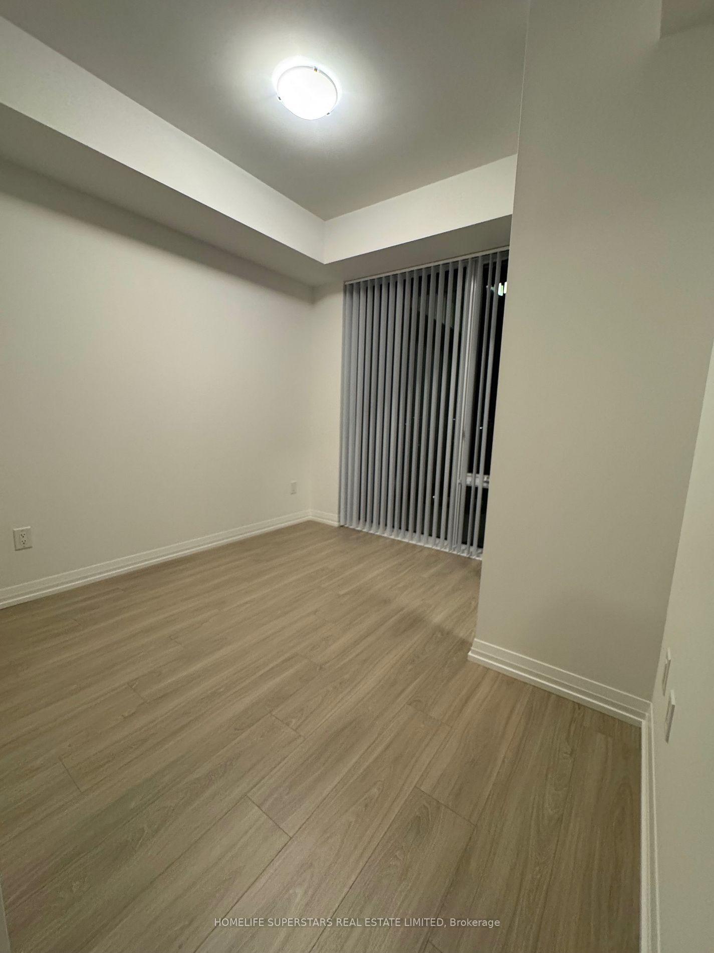 28 Widmer St, unit 4726 for rent