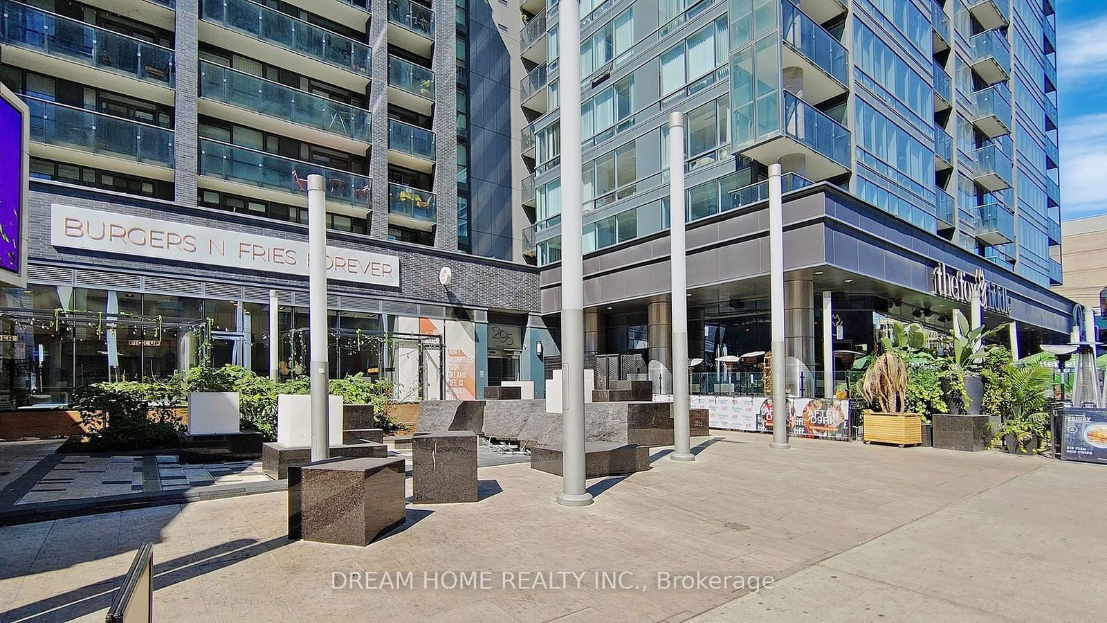 295 Adelaide St W, unit 1505 for sale