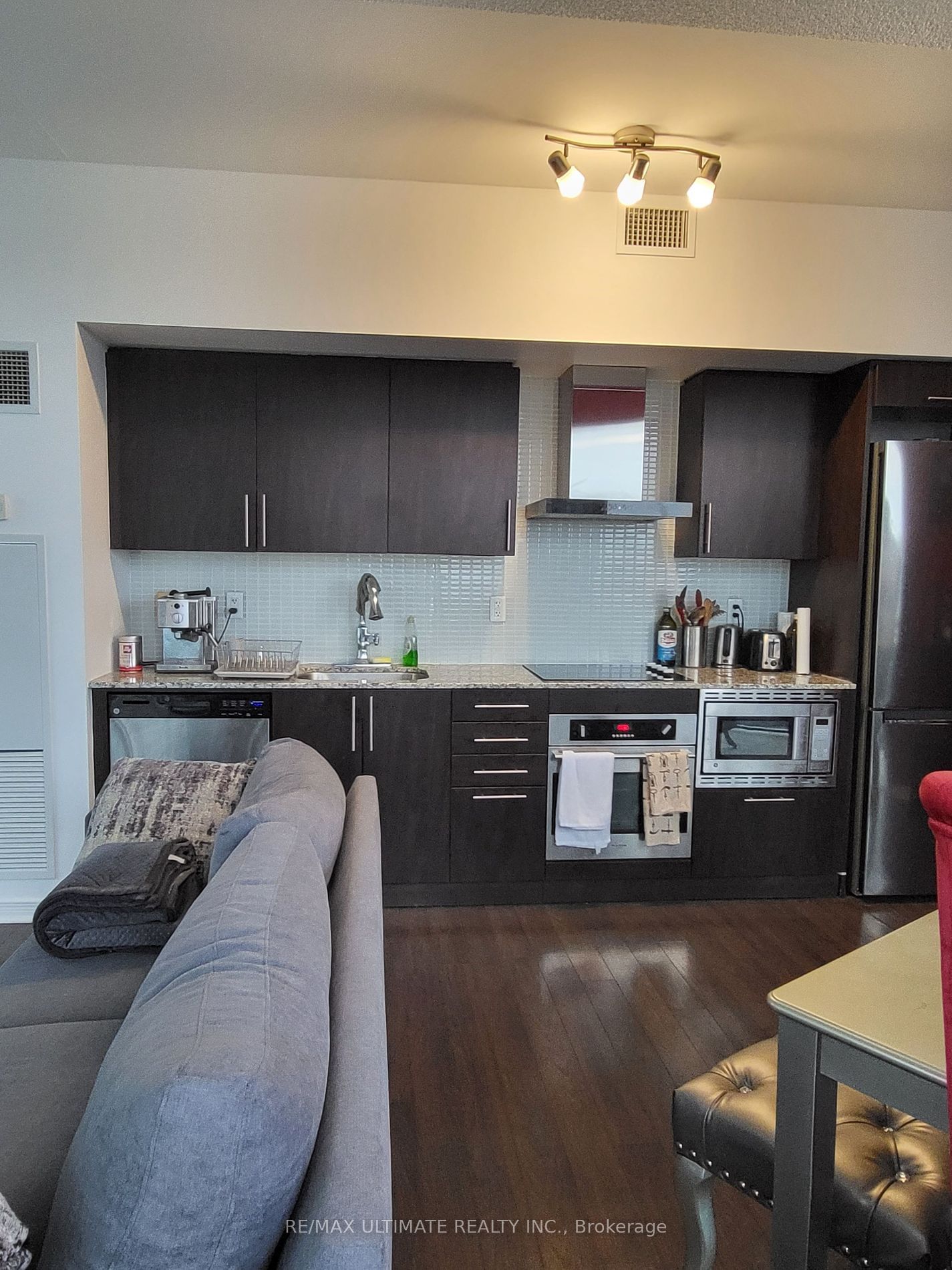 352 Front St W, unit 2016 for rent