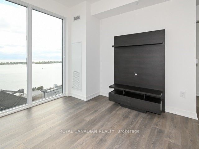 15 Lower Jarvis St, unit 2903 for rent