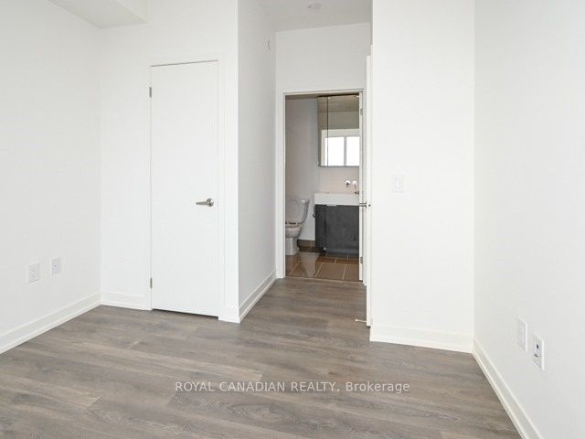 15 Lower Jarvis St, unit 2903 for rent