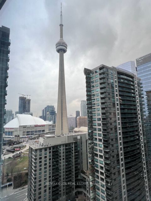 12 York St, unit 2108 for rent