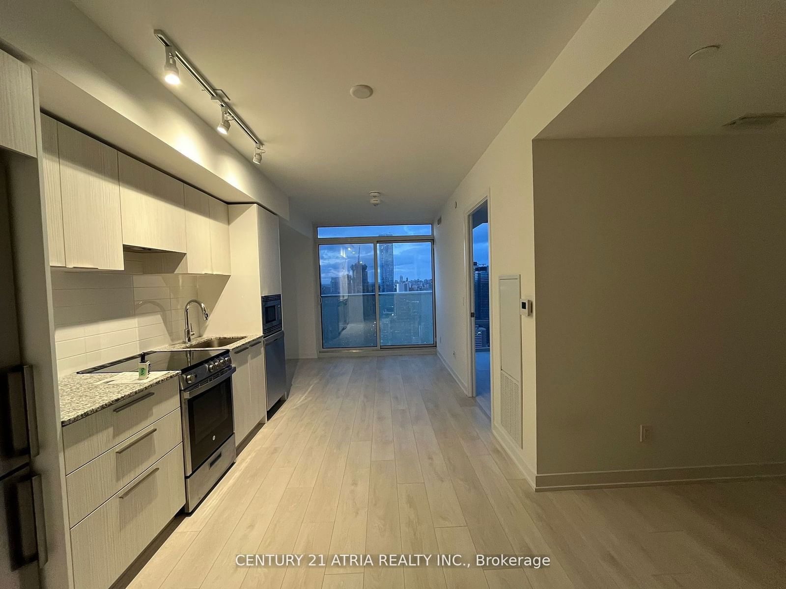 501 Yonge St, unit 5103 for rent