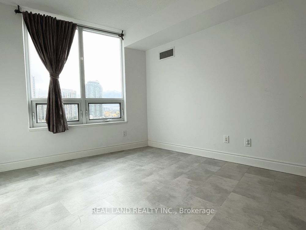 15 Greenview Ave, unit 905 for rent