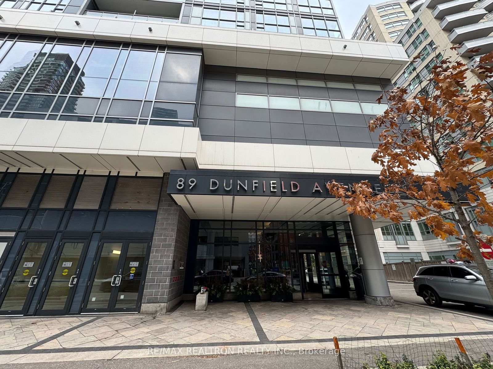 89 Dunfield Ave, unit 1605 for rent