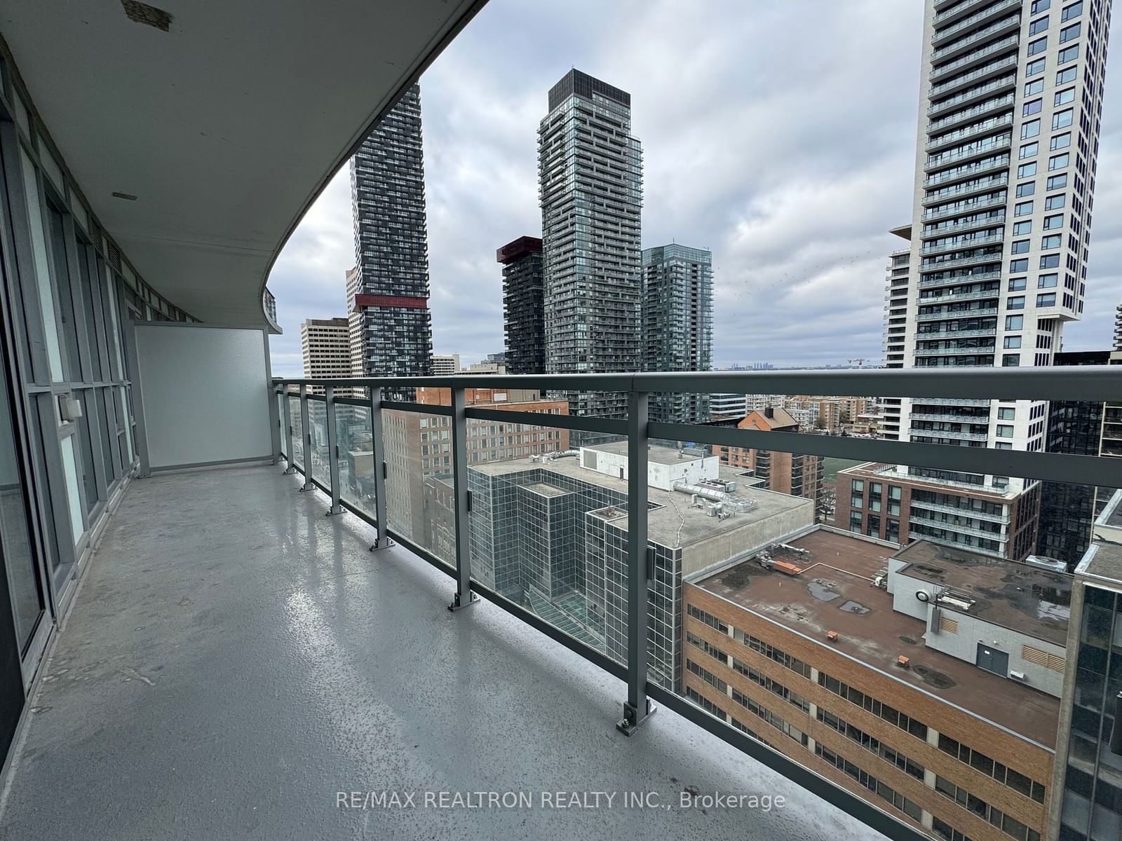 89 Dunfield Ave, unit 1605 for rent