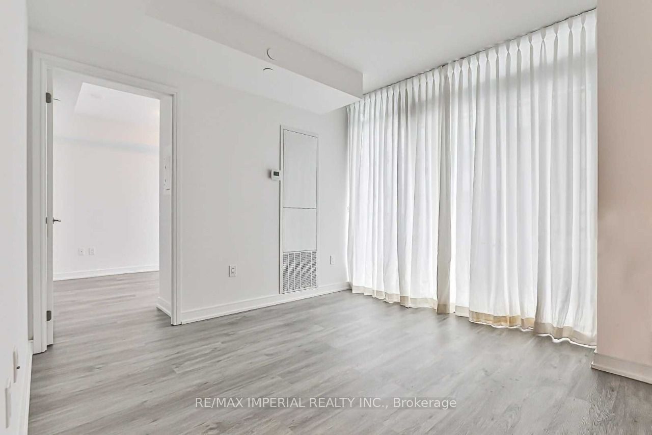 50 Wellesley St, unit 3901 for rent