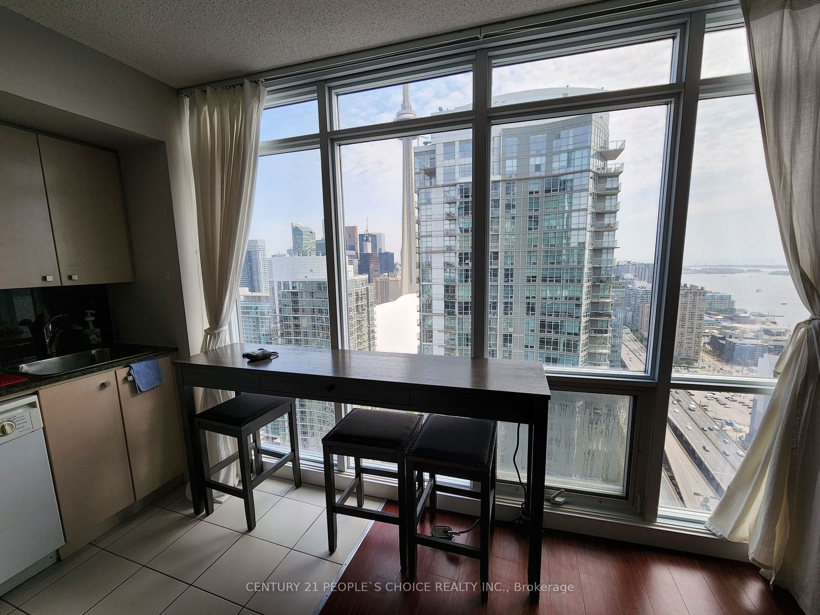 11 Brunel Crt, unit 5109 for rent