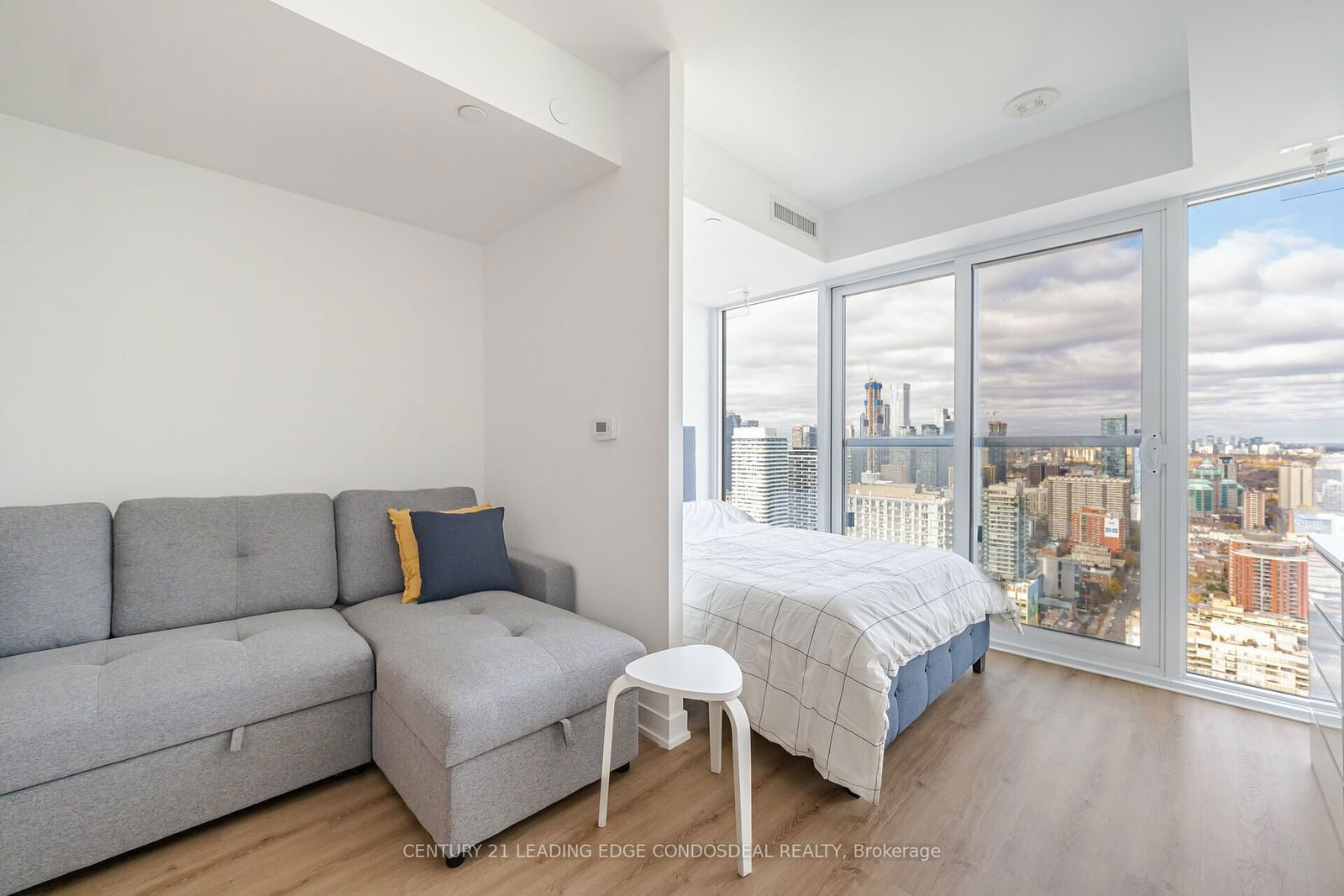 319 Jarvis St, unit 5009 for rent