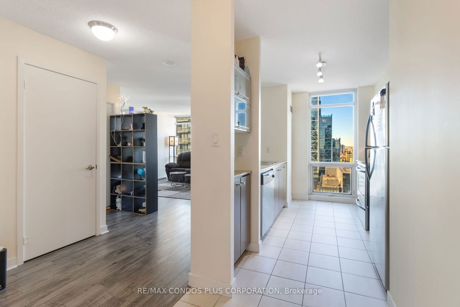 11 Brunel Crt, unit 3103 for rent