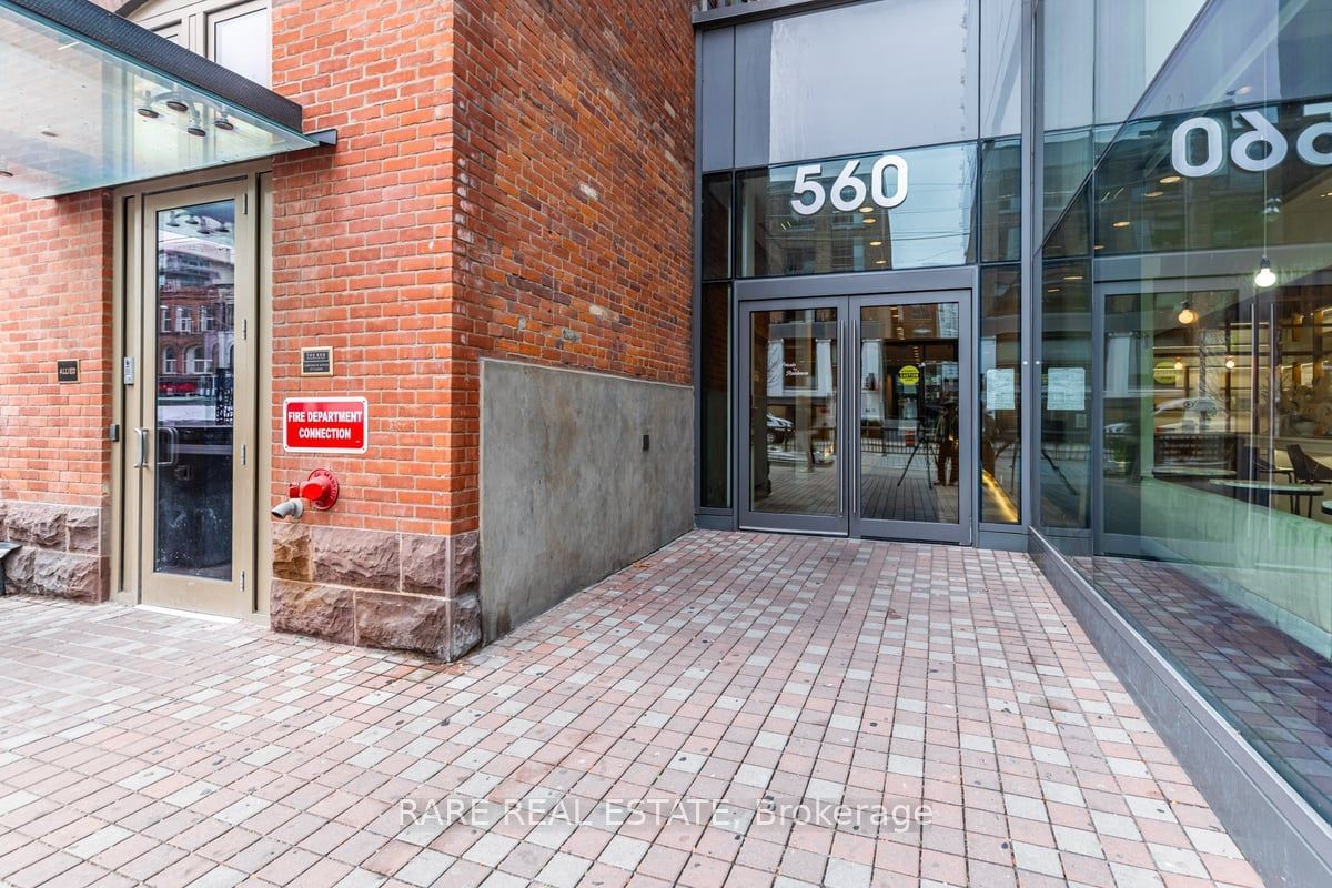 560 King St W, unit 1004 for sale