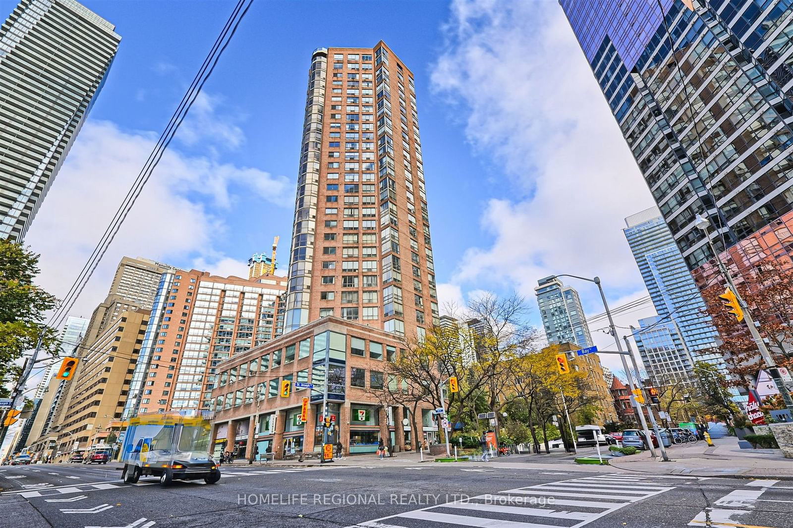 44 St Joseph St, unit 617 for sale