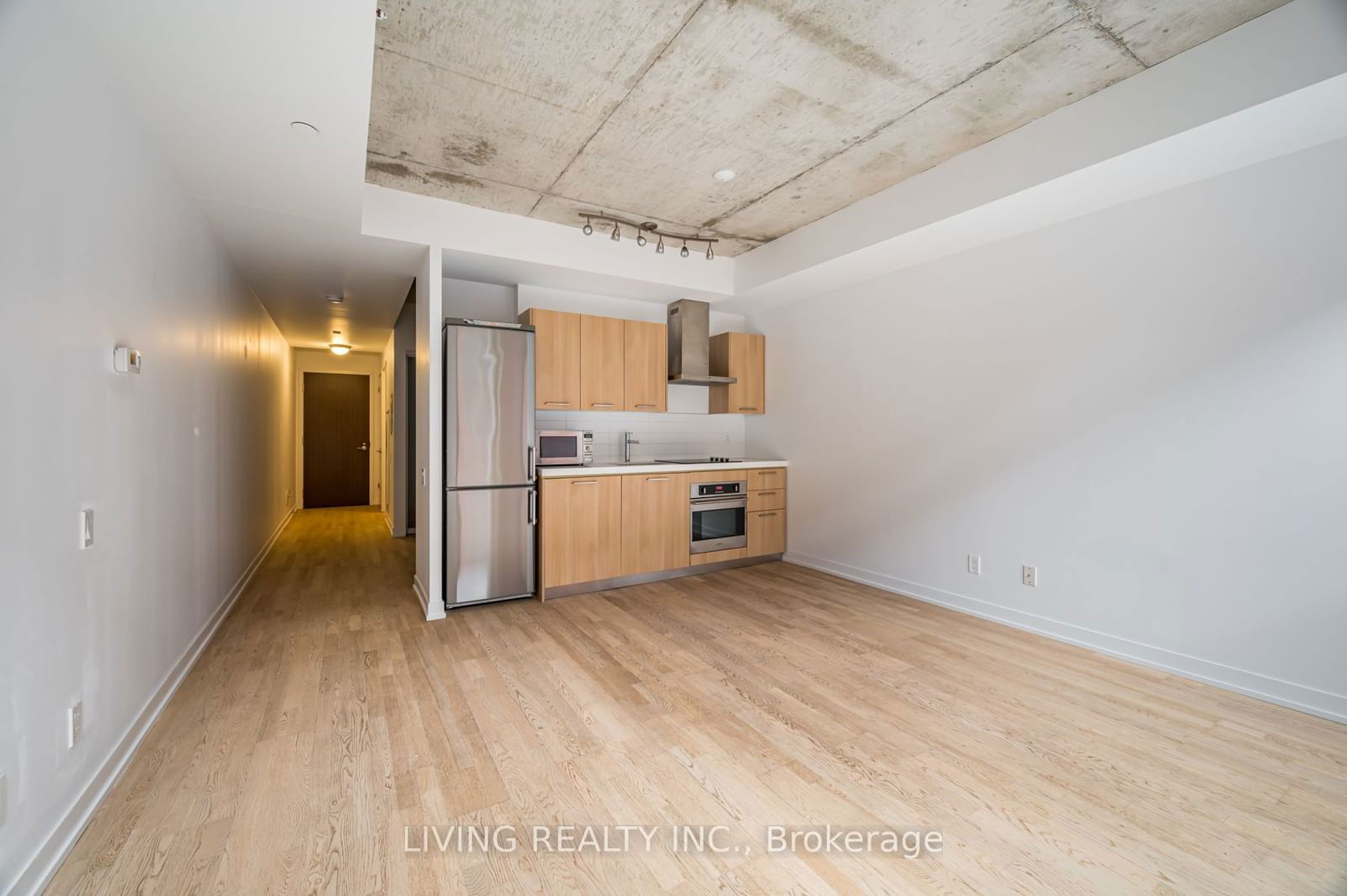 560 King St W, unit 323 for rent