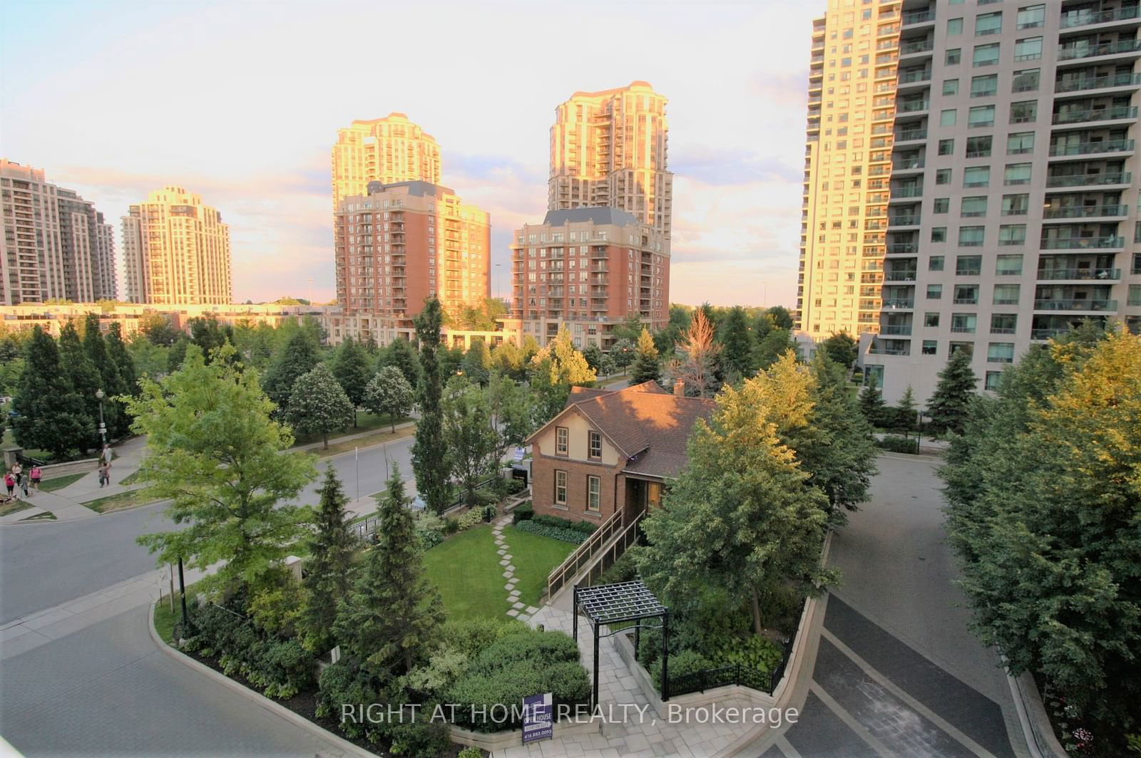 16 Harrison Garden Blvd, unit 406 for rent