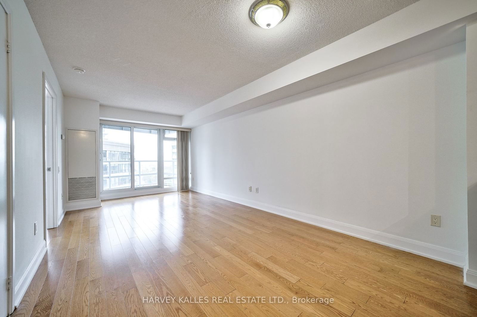 2181 Yonge St, unit 1612 for sale