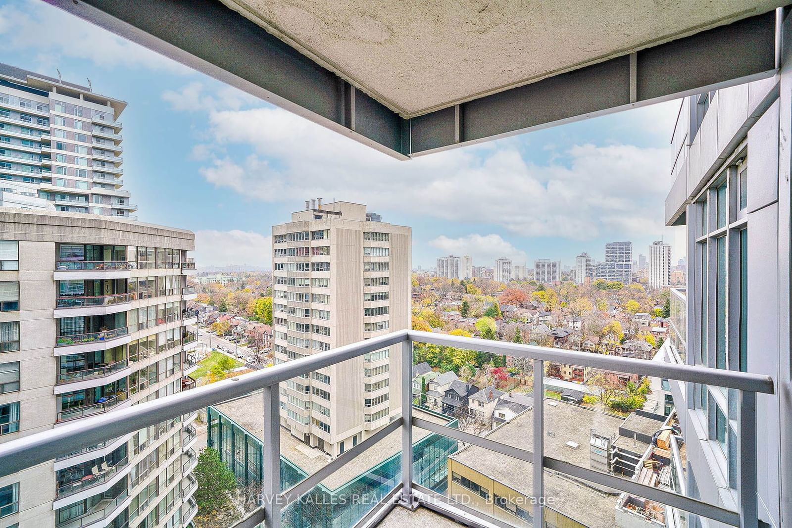 2181 Yonge St, unit 1612 for sale