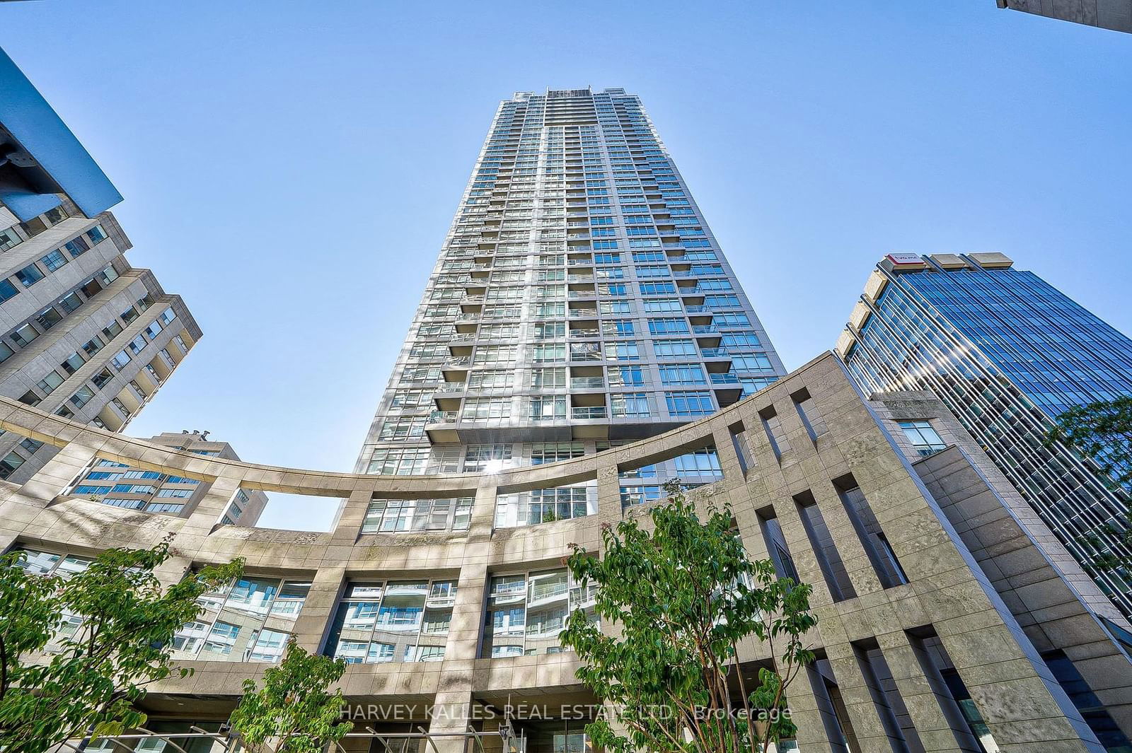 2181 Yonge St, unit 1612 for sale