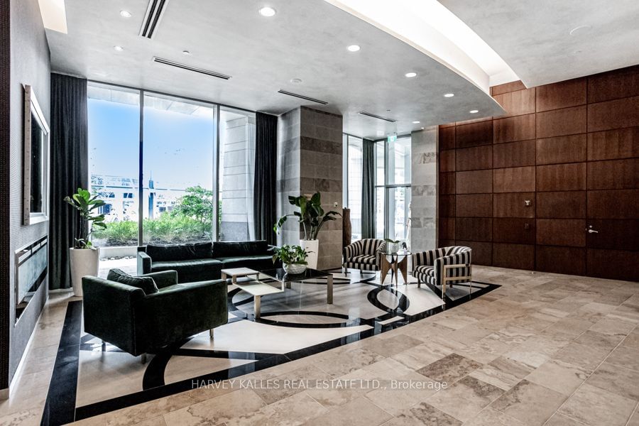 2181 Yonge St, unit 1612 for sale