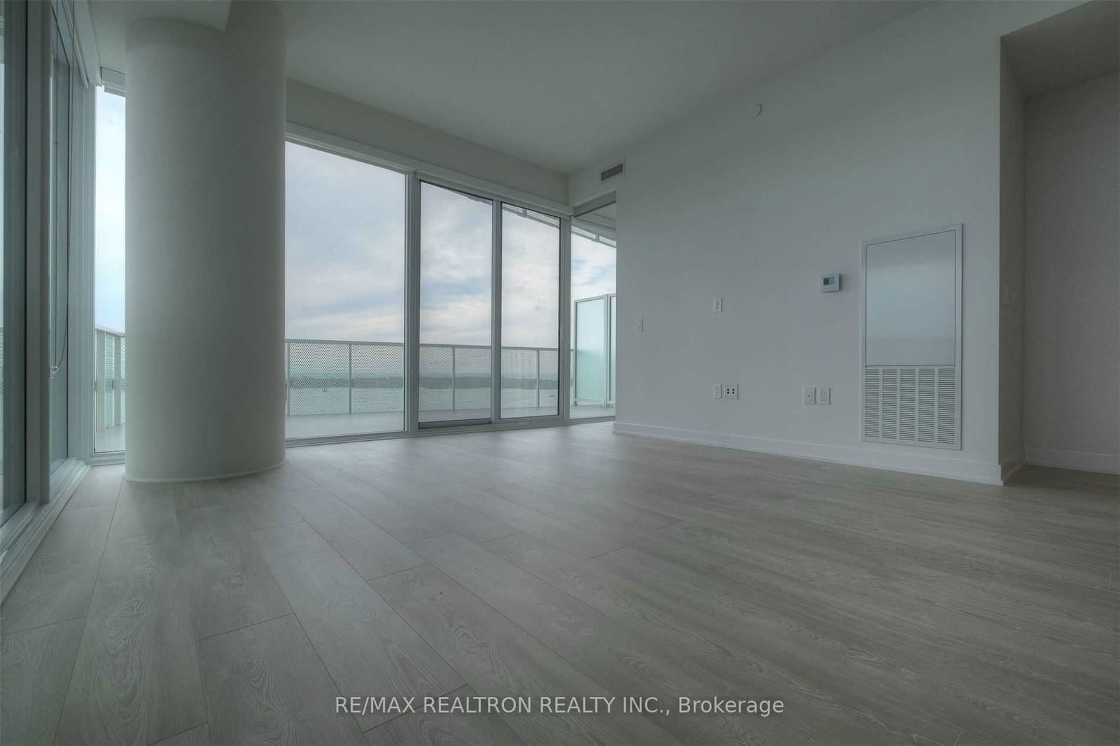 15 Queens Quay E, unit 2102 for rent